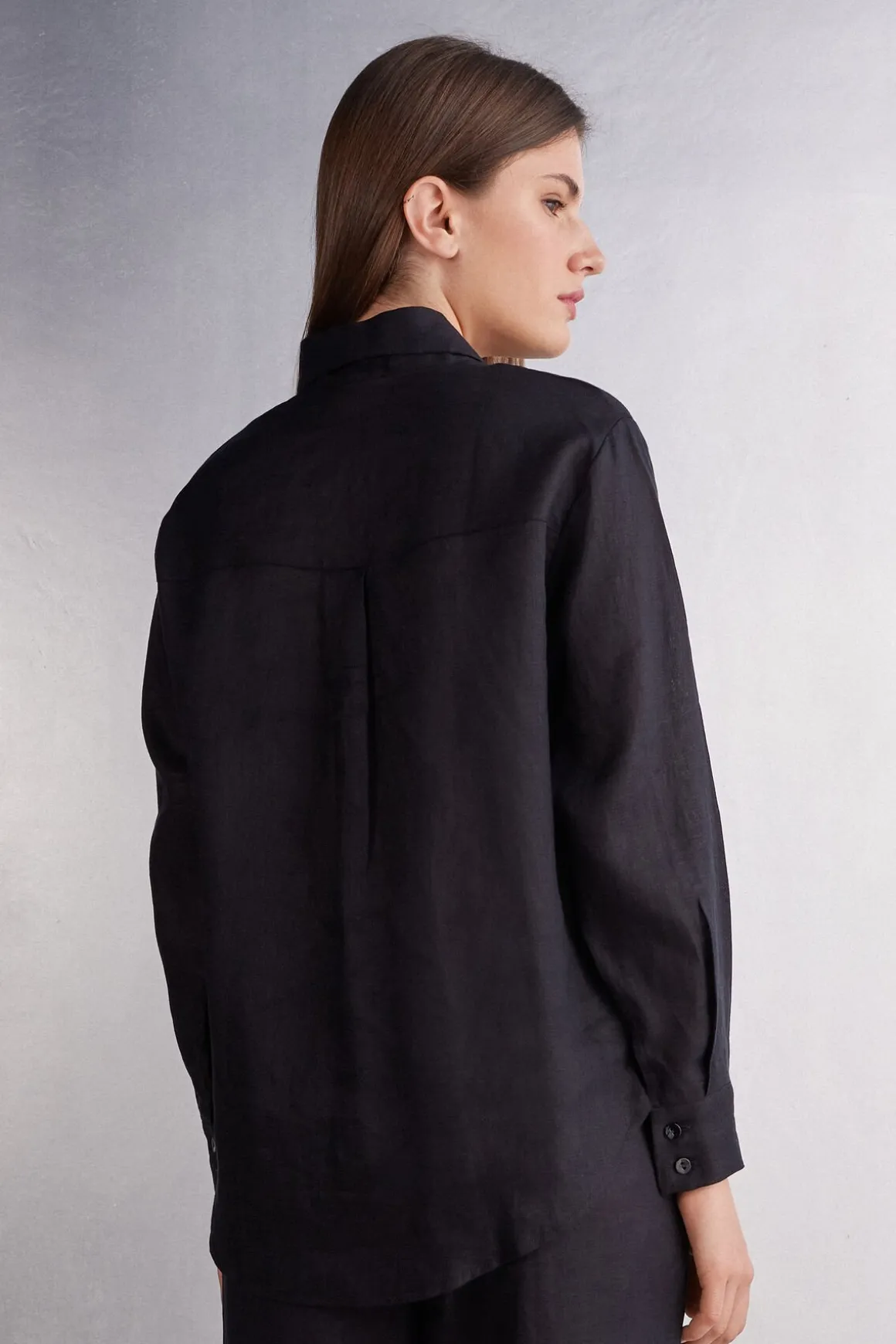 Chemise en toile de lin