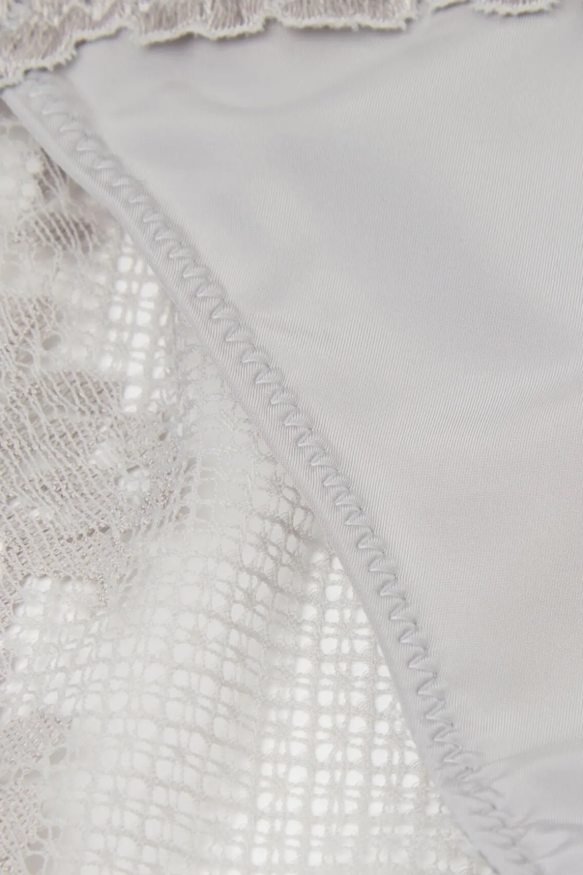 Culotte femme en dentelle florale