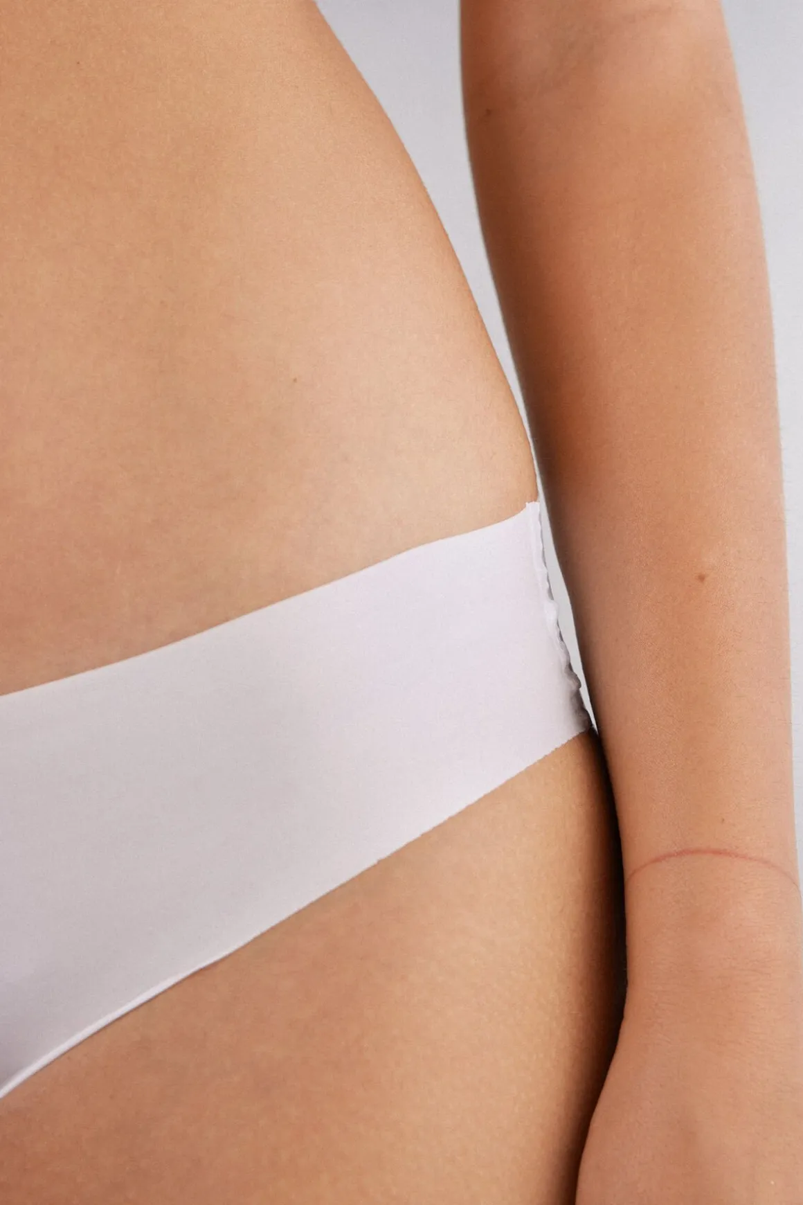 Culotte femme sans coutures en microfibre