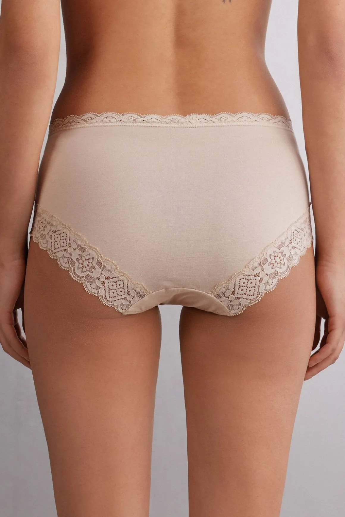 Culotte Taille Semi-Haute en Coton et Dentelle