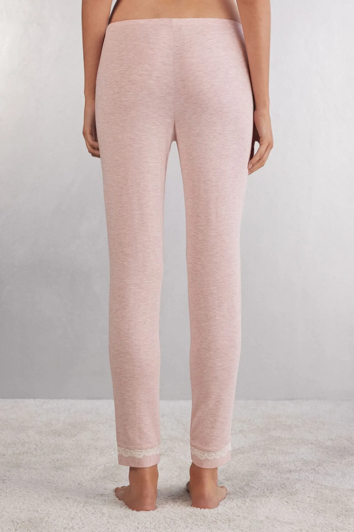Pantalon en modal avec dÉtails en dentelle