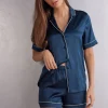 Short en soie avec bordure