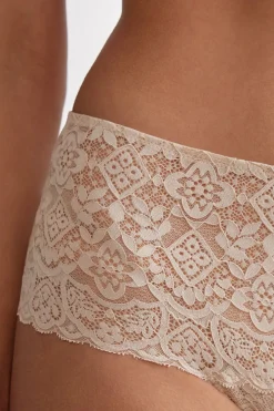 Shorty en dentelle