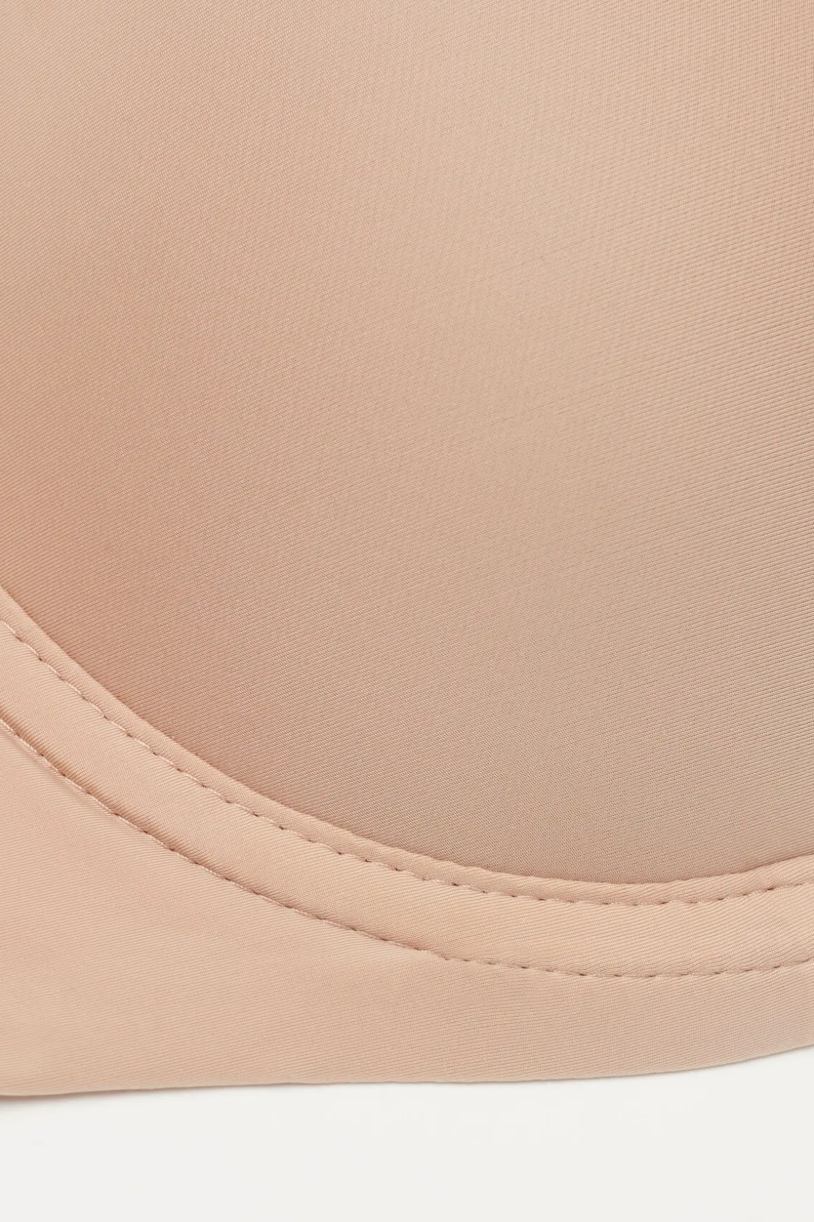 Soutien-gorge balconnet CARLOTTA PLUMP BRA en microfibre Ultralight