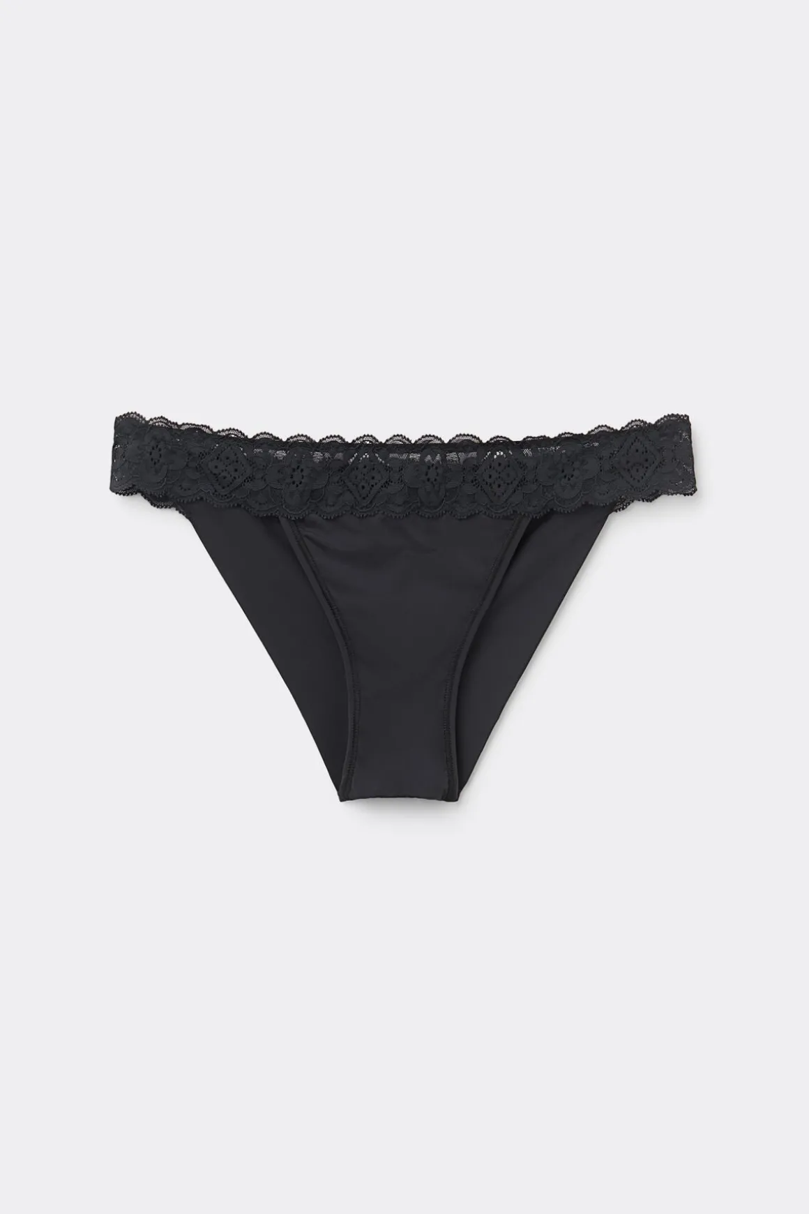 Tanga carioca en dentelle et microfibre