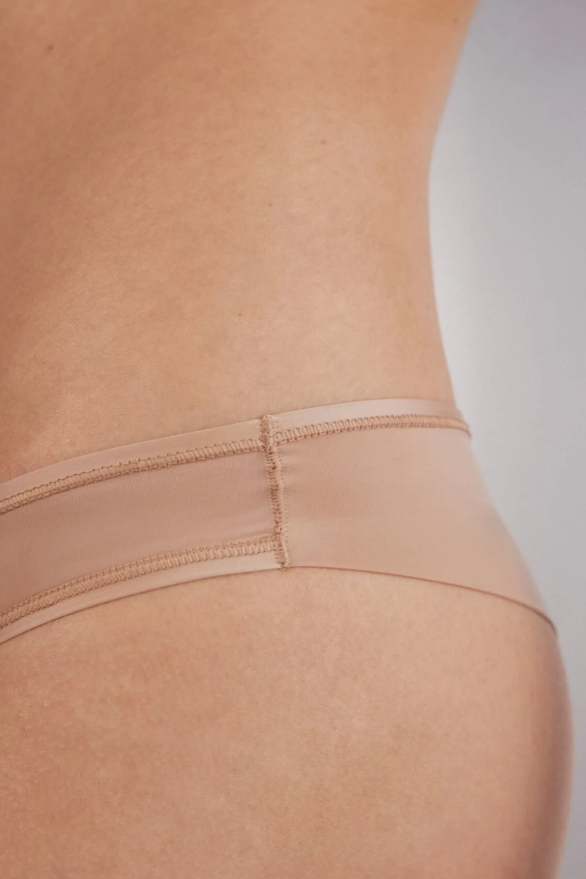 Tanga en microfibre ultralÉgère