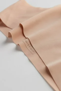 Tanga en microfibre ultra lÉger sans coutures