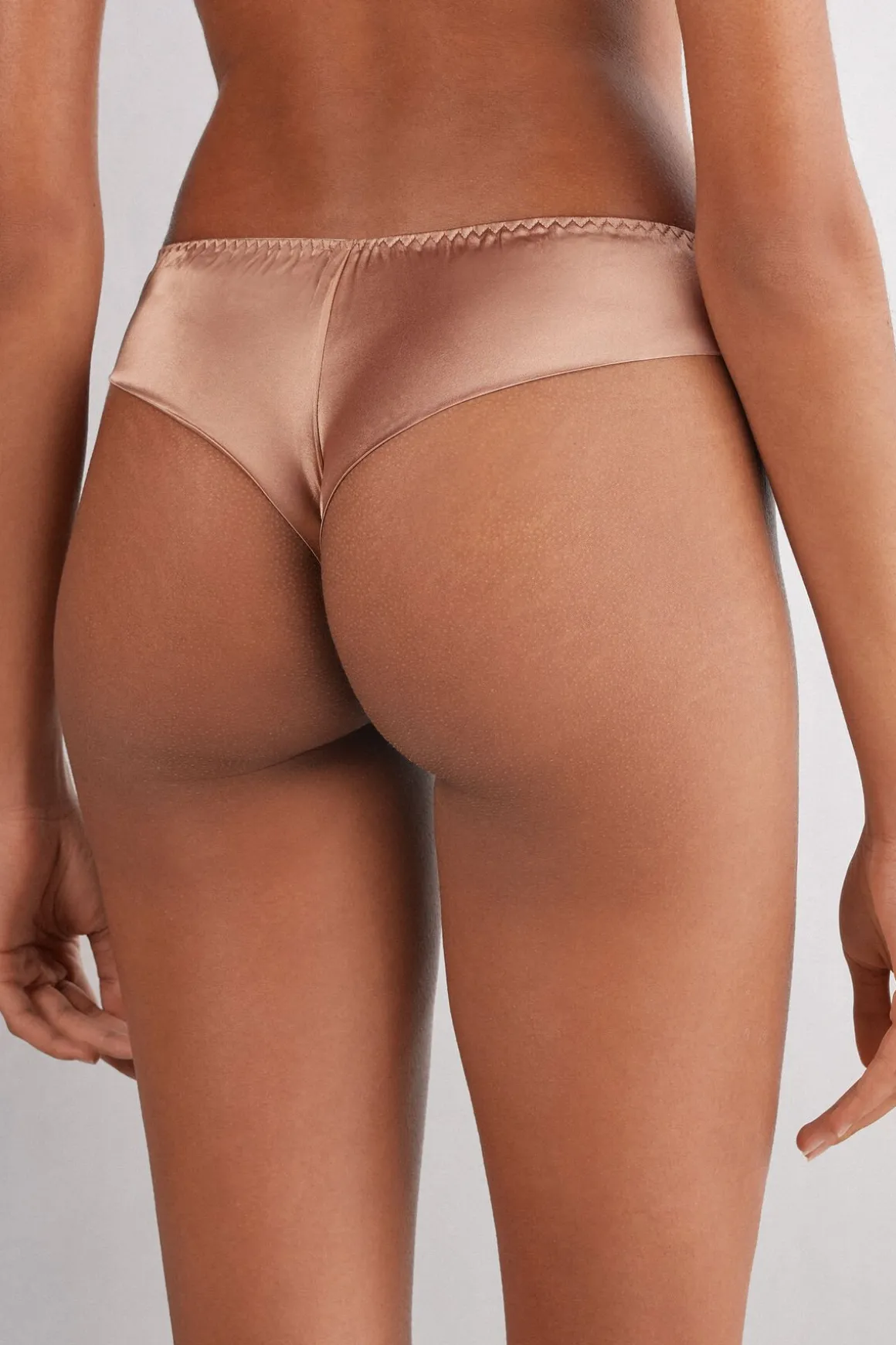 Tanga en soie