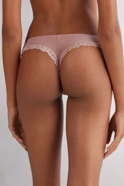 Tanga femme en dentelle florale
