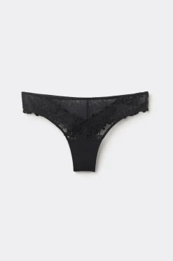 Tanga femme en dentelle florale