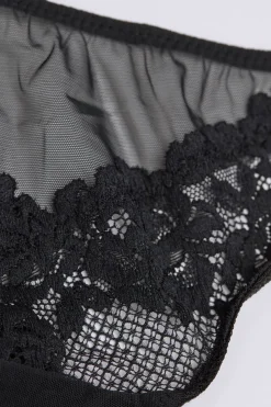 Tanga femme en dentelle florale