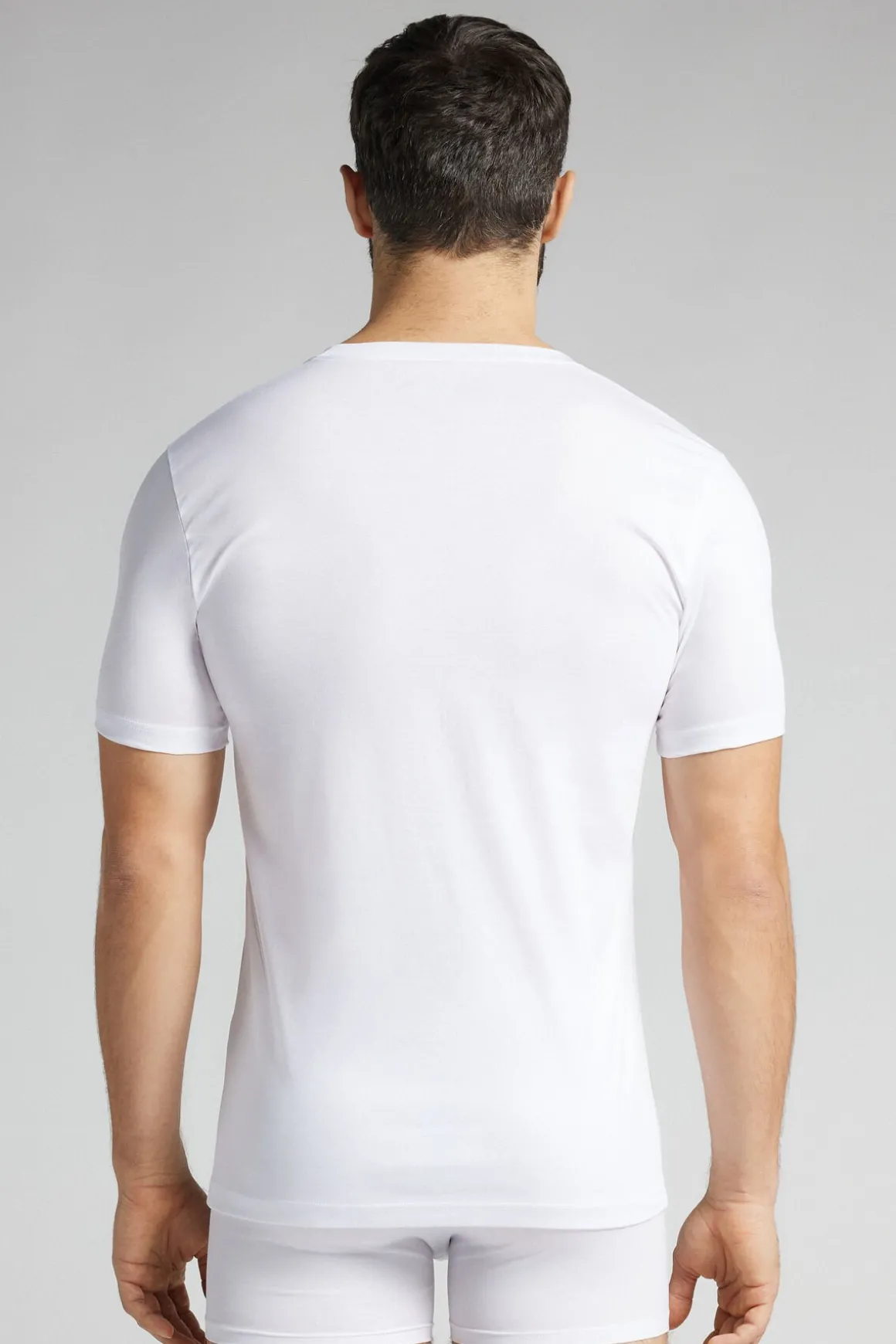 T-shirt à col en V en coton Premium mercerisÉ