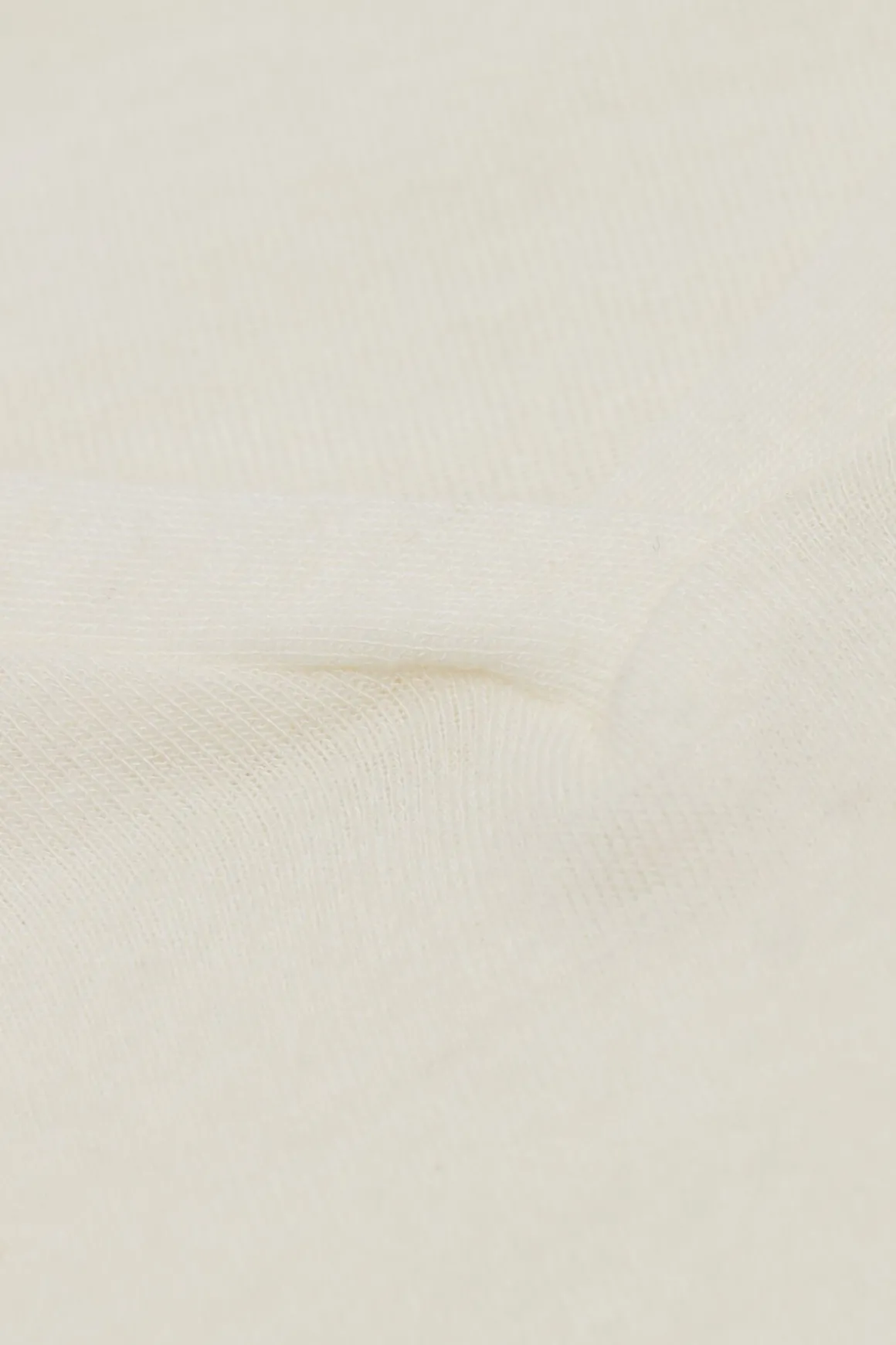 T-shirt col V en modal ultralÉger avec cachemire